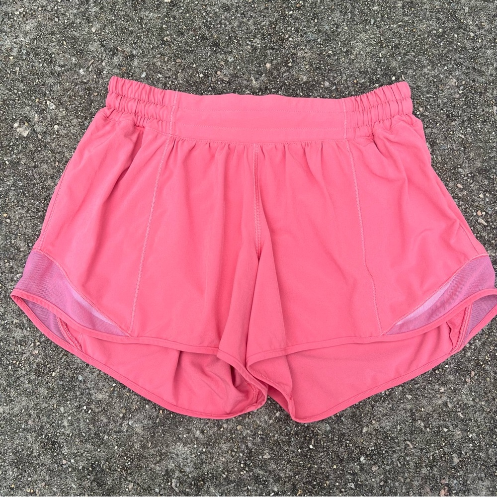 Lululemon Hotty Hot Low-Rise Lined Short 4" Raspberry Cream
